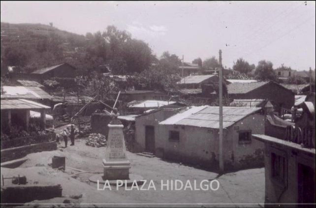 Plaza Hidalgo del Pueblo Santa Rosa Xochiac