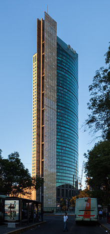 Estela de Luz.jpg
