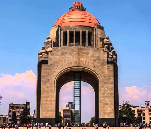 Monumento a la Revolución.jpg