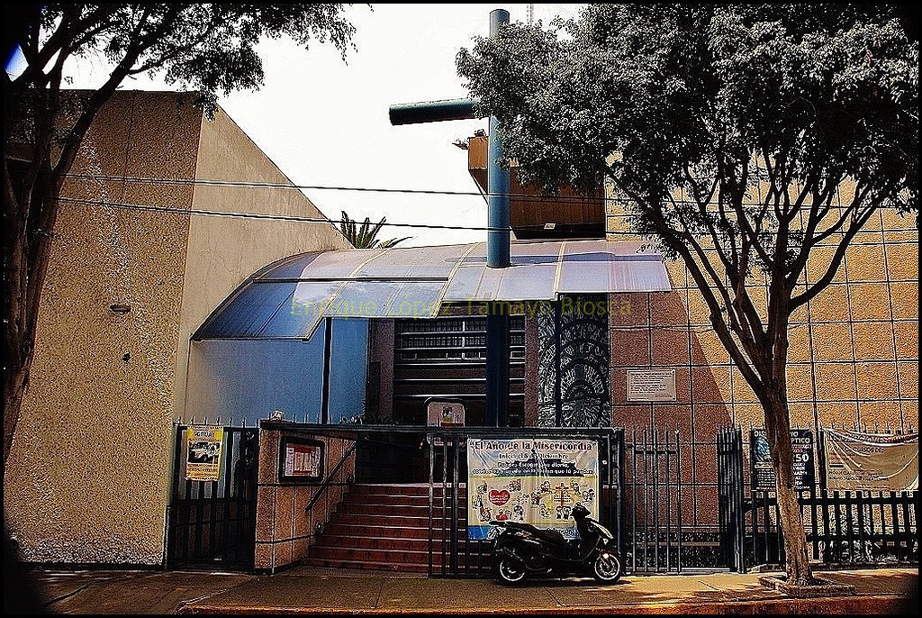 Capilla de Cristo Redentor Mixcoac .jpg