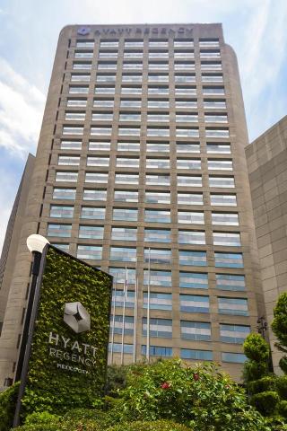 Archivo:Hyatt Regency México City.jpg