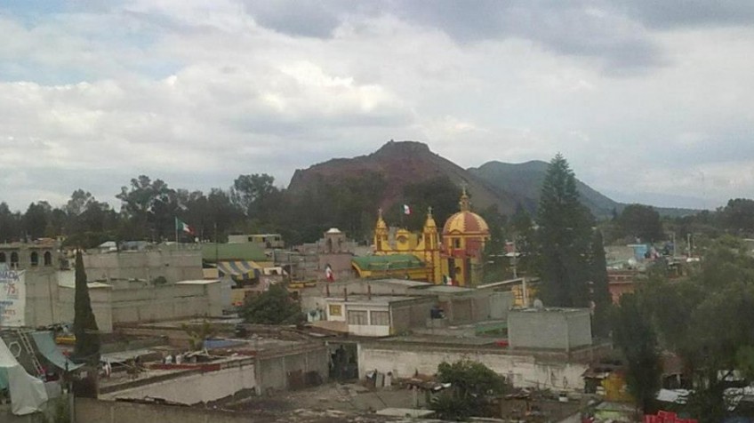 Iglesia San Lorenzo Iztapalapa.jpg