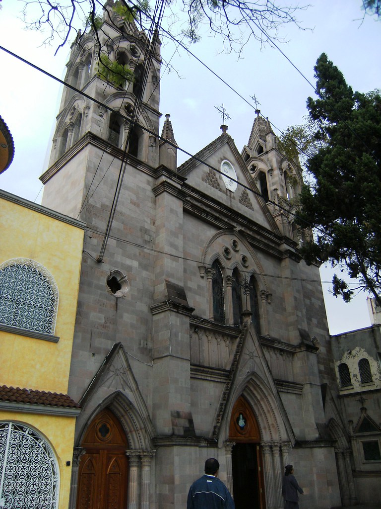 Parroquia de Santa Teresita del Niño Jesús