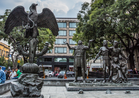 Archivo:Monumento Tenochtitlan.jpg