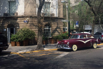 Archivo:Automóvil de la Condesa.png