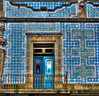Archivo:Puerta de la Casa de los Azulejos.png