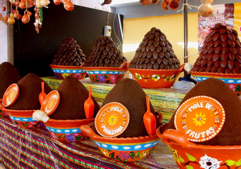 Archivo:Mole-768x539.jpg