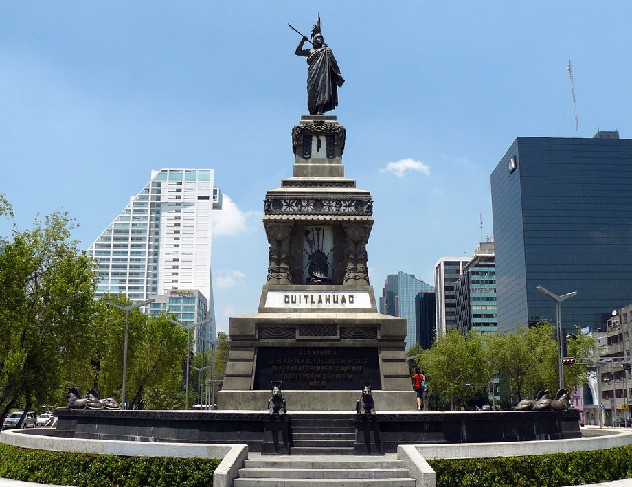 Monumento a Cuauhtémoc.jpg