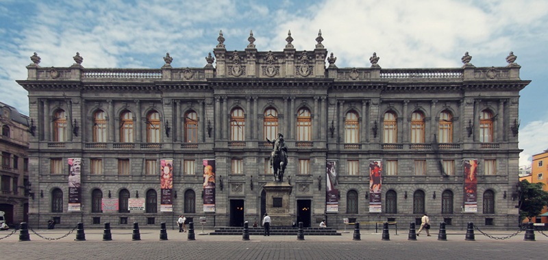 Archivo:Museo nacional de arte.jpg
