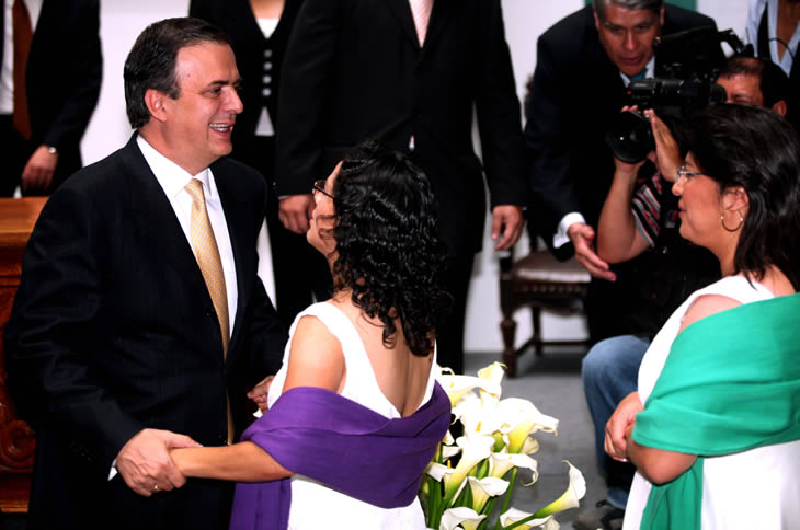 Archivo:Matrimonio gay.jpg