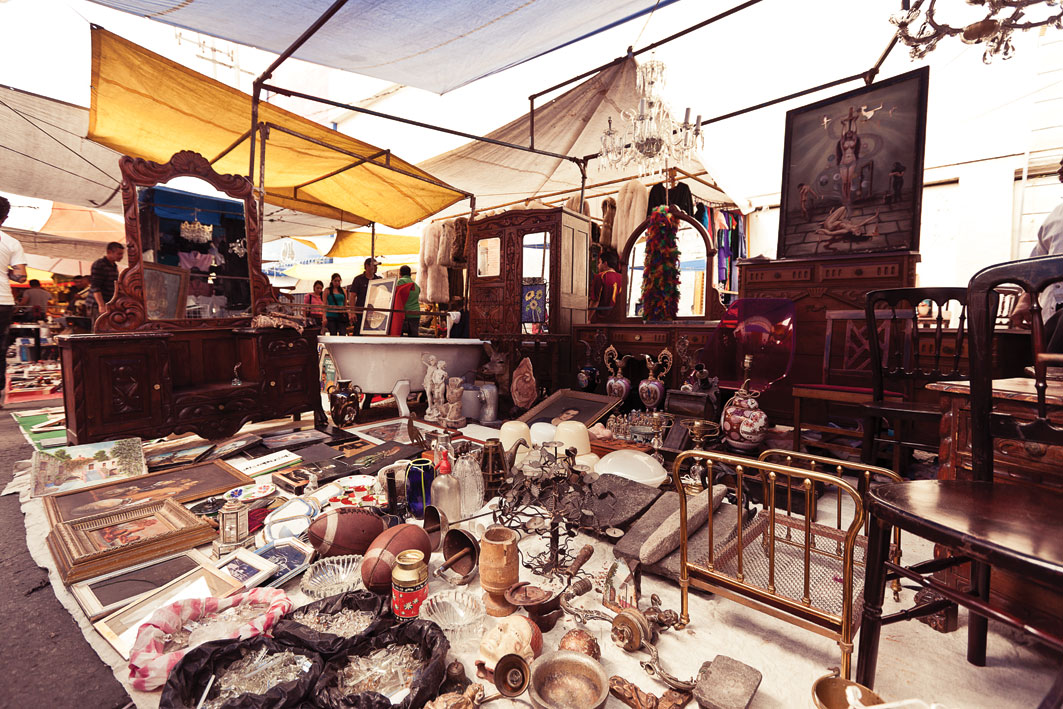Tianguis de antiguedades.jpeg