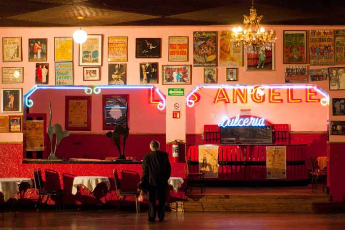Salón Los Ángeles Principal .jpg