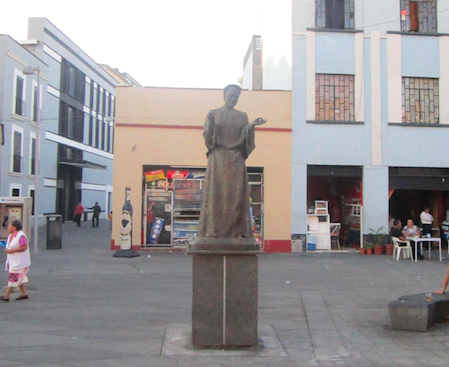 Archivo:Lola Beltrán.png