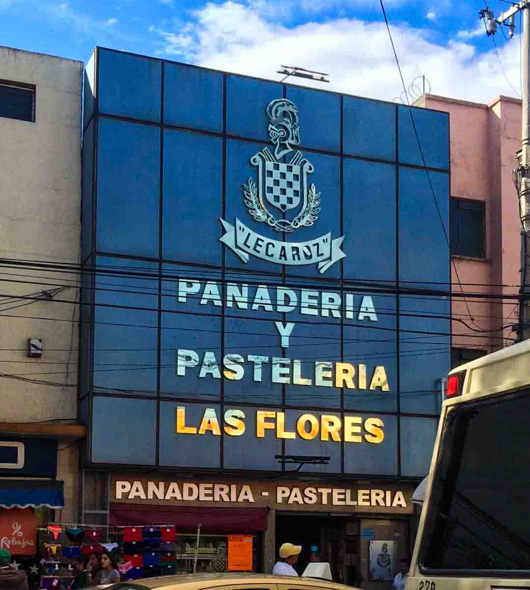 Panadería Lecaroz Flores