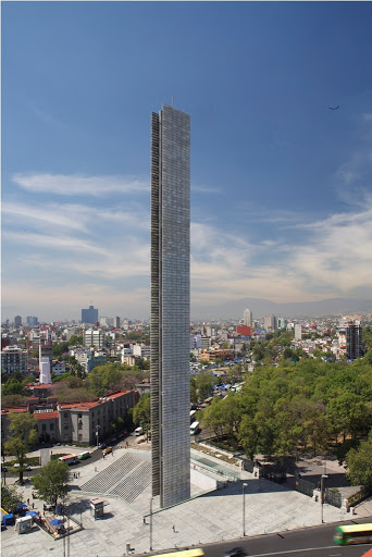 Archivo:Estela de Luz 2.jpg