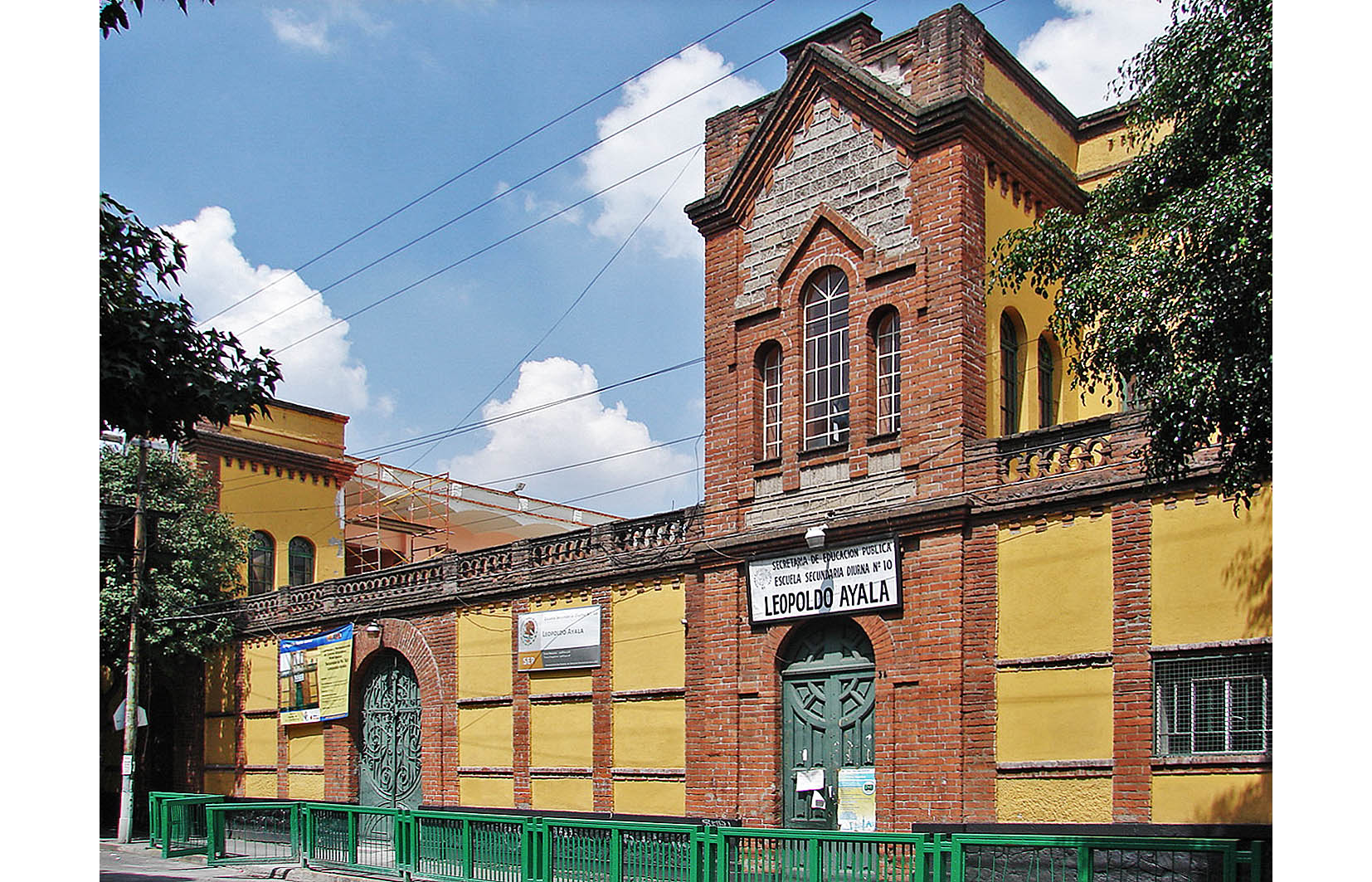 Escuela Secundaria Diurna No.10 "Leopoldo Ayala"