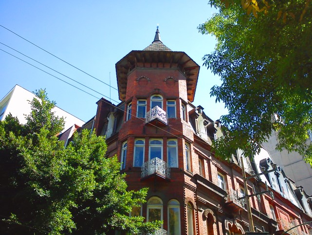 La Casa de las brujas .jpg