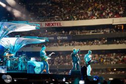 U2 Estadio Azteca 2011.jpg