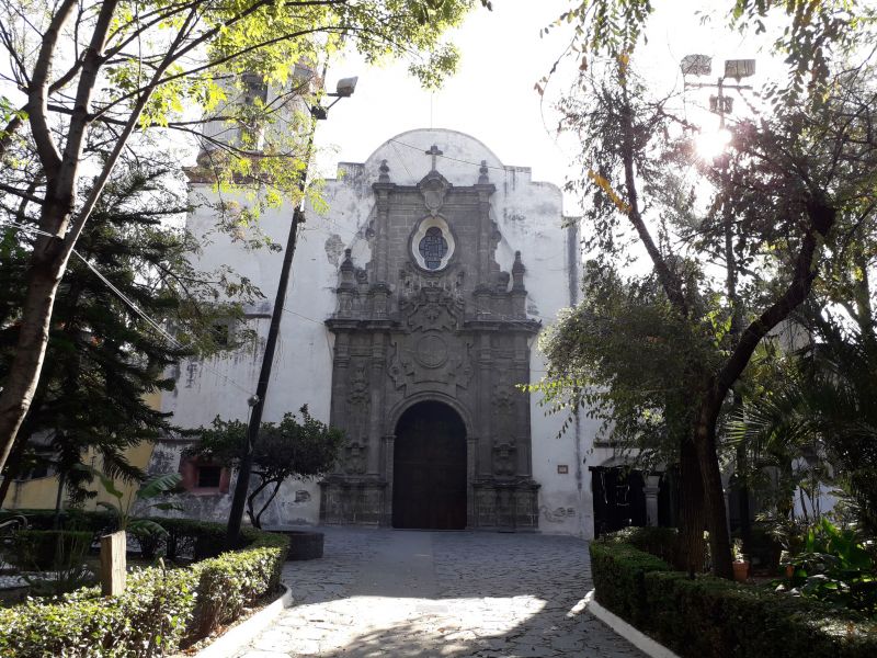 Archivo:Azc-Azc-ParroquiadelosSantosApostoles07-2911194.jpeg