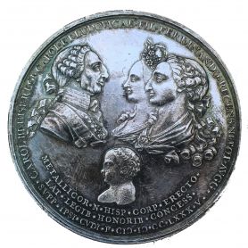 Moneda que conmemora la fidelidad de la Nueva España a la familia real española. Aparecen Carlos III, Carlos IV y la reina María Luisa y el heredero al trono Fernando VII.