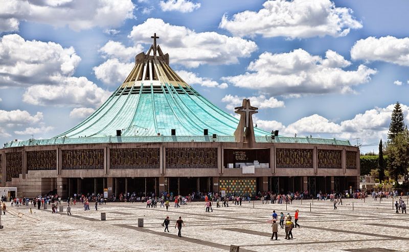 Archivo:New-Guadalupes-Basilica.jpg
