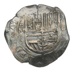 Las primeras monedas de plata que se acuñaron fueron las macuquinas o piezas de forma irregular.