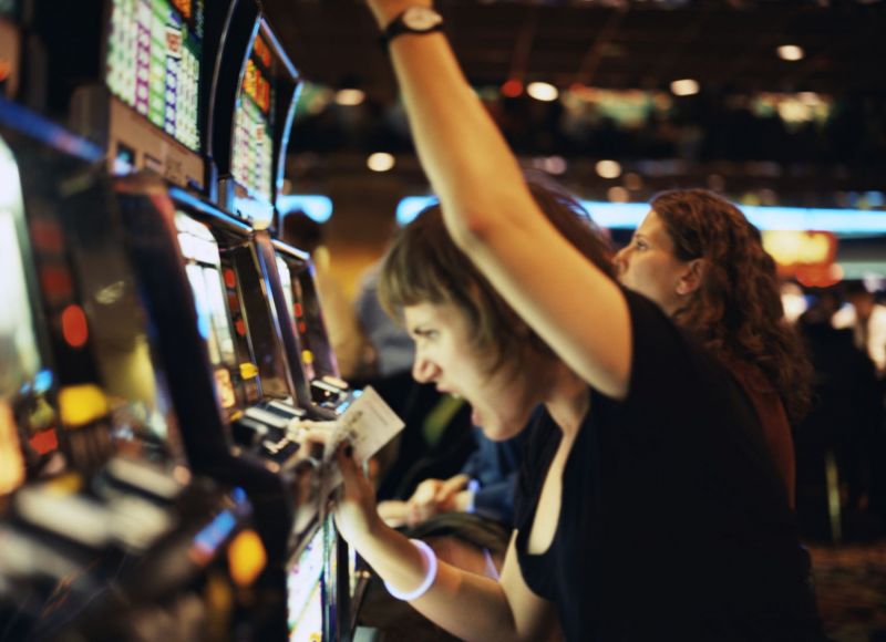 Archivo:Gambling.jpg