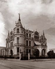 De Landa y Escandon.jpg