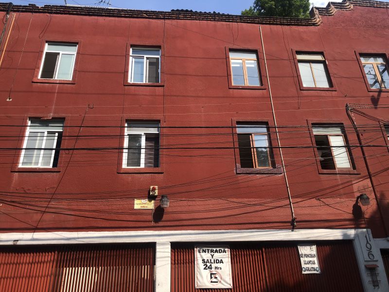 Archivo:Edificio Fdz Leal.jpg