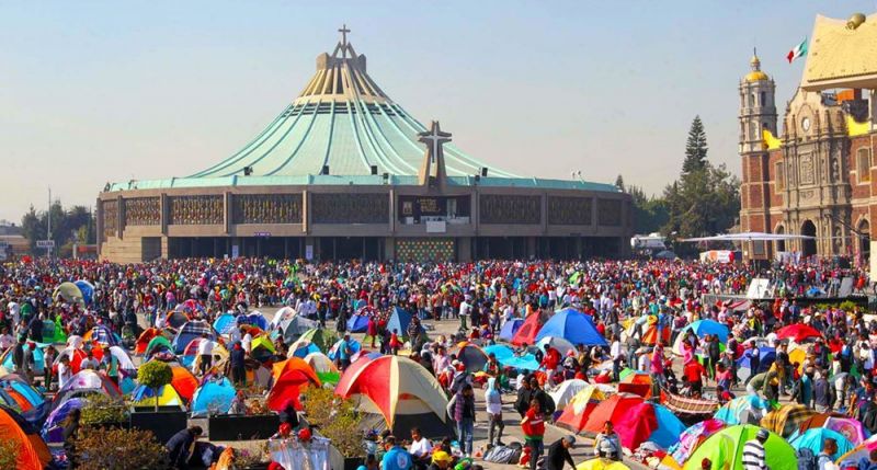 Archivo:Peregrinación-Basílica-de-Guadalupe.jpg