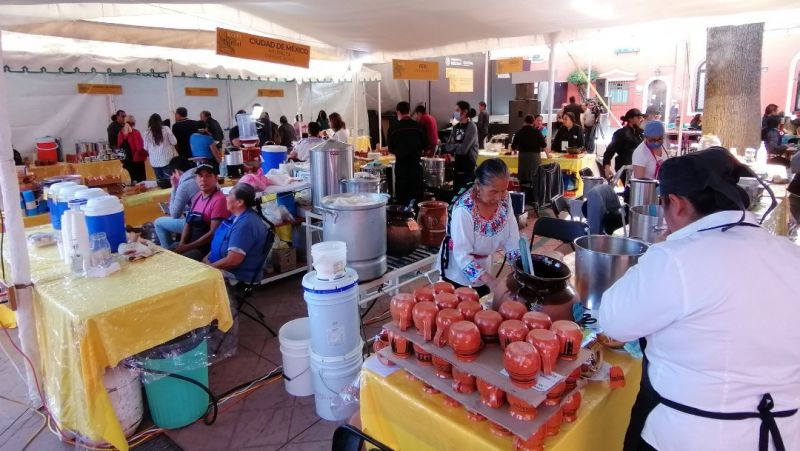 Archivo:Feria del tamal.jpg