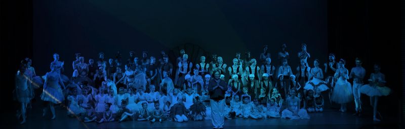 Archivo:Fondo laacademia2.jpg