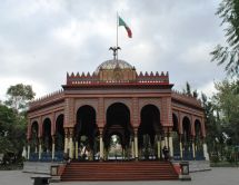 Kiosco Morisco Panorámica .jpg