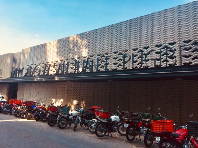Archivo:Mercado de San Juan.jpg