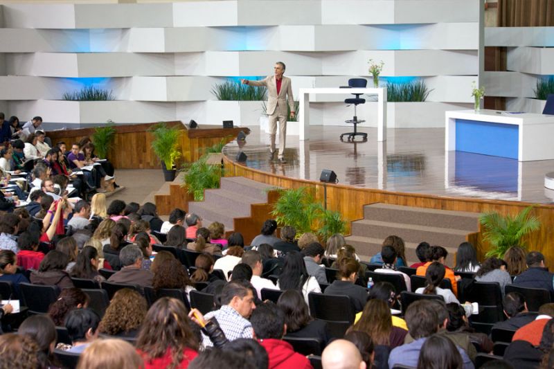 Archivo:Cursos 1.jpg