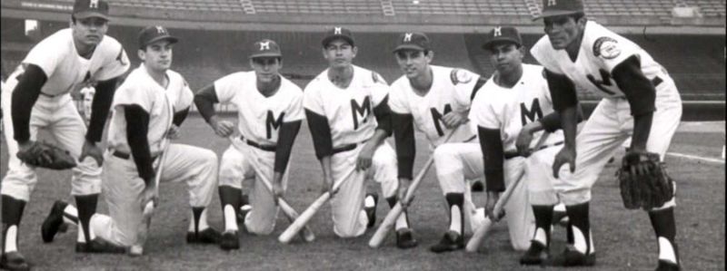 Archivo:Diablos Rojos del México.jpg