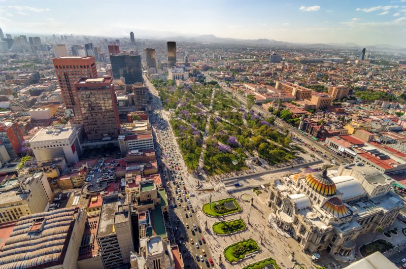 Archivo:Avenida Juárez.jpg
