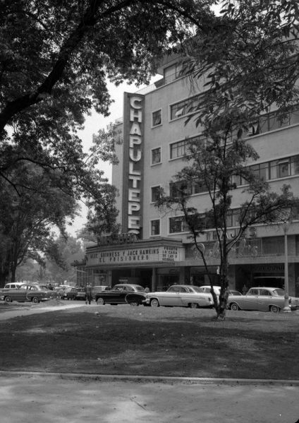Archivo:Cine Chapultepec.jpeg