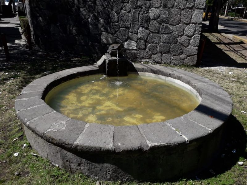 Archivo:Fuente.jpg