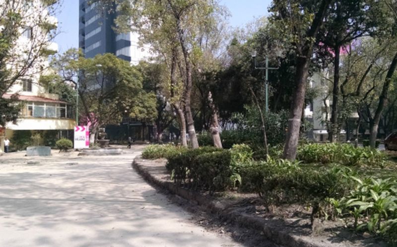 Archivo:Glorieta chilpancingo.jpeg
