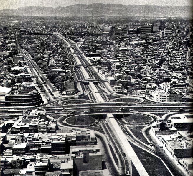 Archivo:Trébol vial .jpg