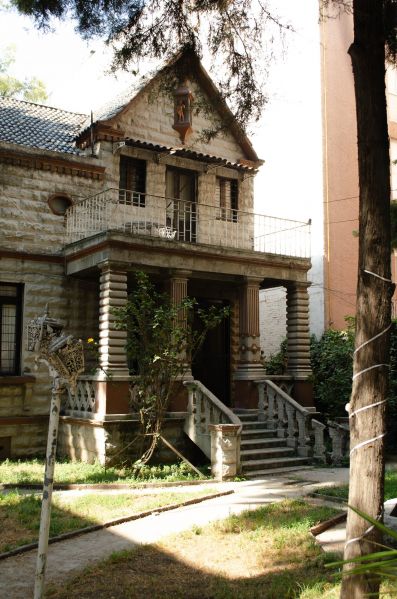 Archivo:Azc-Clav-Inmueble,avAzc-197-031219.jpg