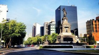 Monumento a Cuauhtémoc. .jpg