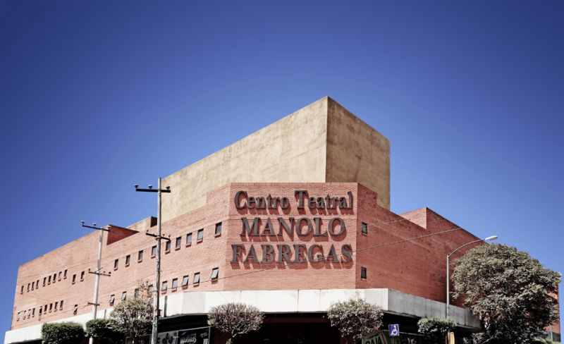 Archivo:Centro teatral manolo fabregas.jpg