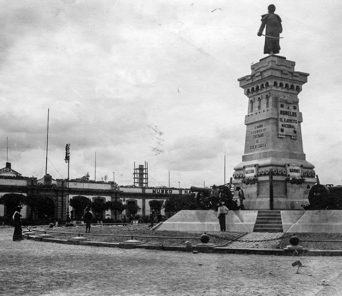 Archivo:Jardìn morelos .jpg