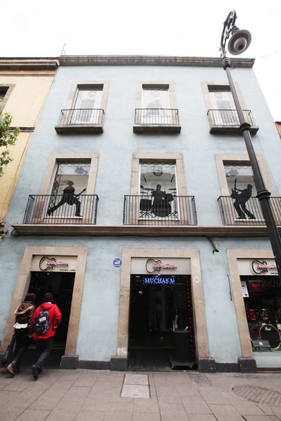 Archivo:Calle Simon Bolivar .webp
