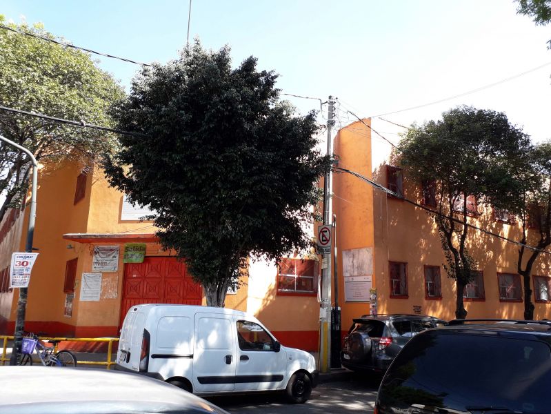 Archivo:Escuela Primaria "Vicente Alcaraz".jpeg
